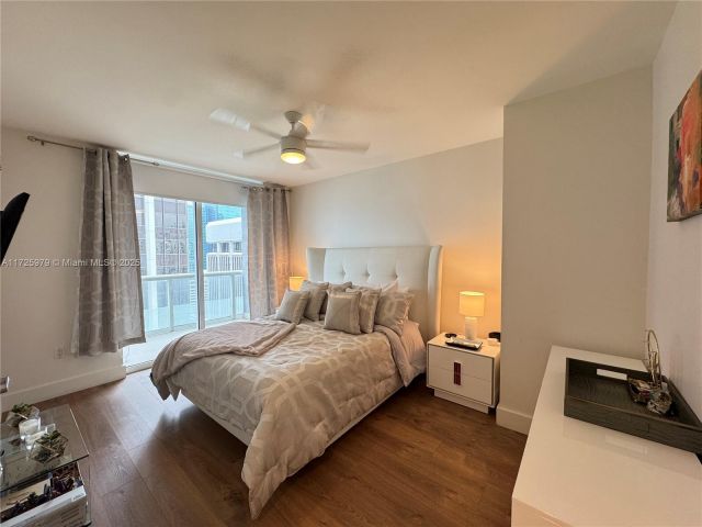 Apartment for sale  Unit #3510 - photo 5630302