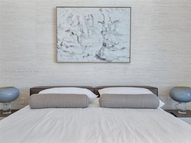 Apartment for sale  Unit #PH1 - photo 6262815