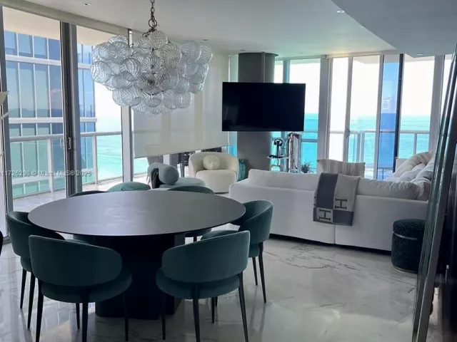 Apartment for sale  Unit #2008 - photo 5671090