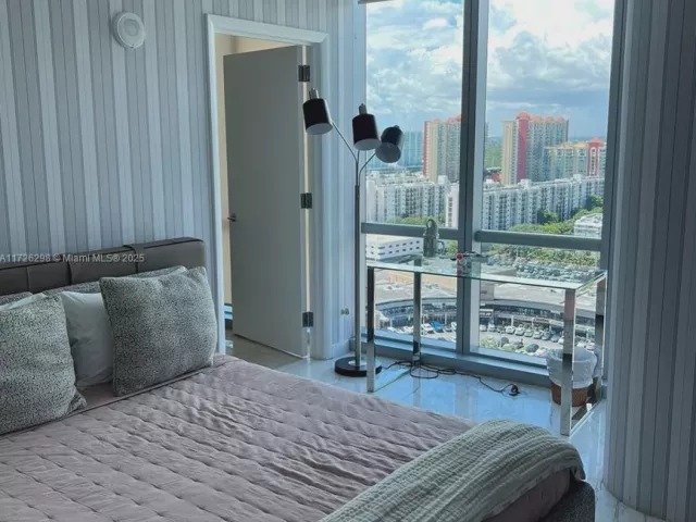 Apartment for sale  Unit #2008 - photo 5671082