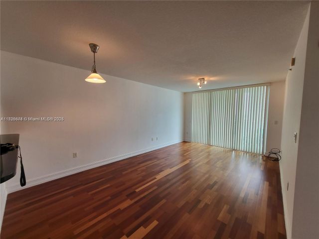 Apartment for sale  Unit #2409 - photo 5645332