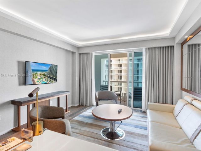 Apartment for sale  Unit #R2210 - photo 6290055