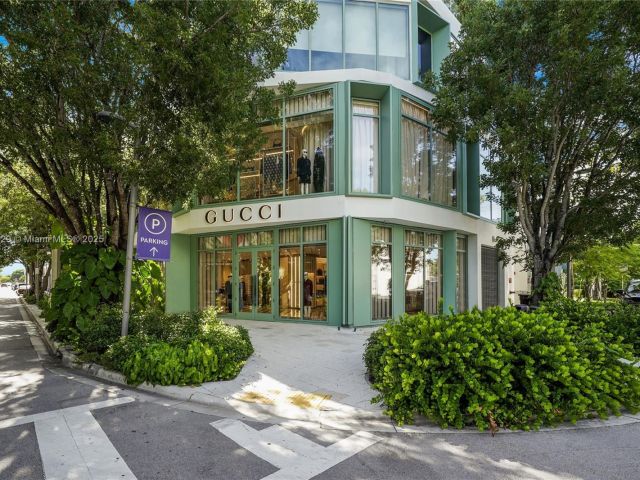 Home for sale at 133 NE 48th St - photo 5815847