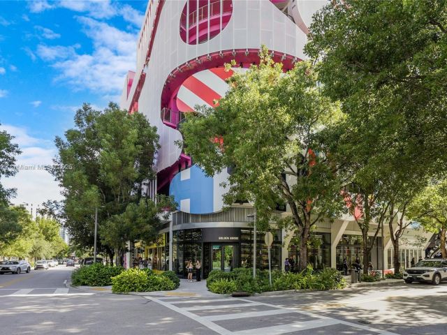 Home for sale at 133 NE 48th St - photo 5815848