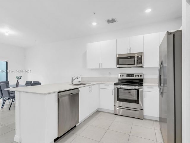 Home for sale at 274 SW 159th Pl - photo 5551134