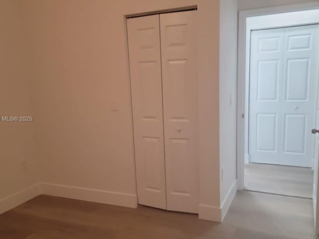 Home for sale at 571 SE 37th Pl - photo 5991752