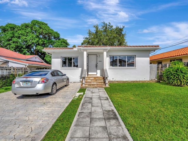 Home for sale at 3541 SW 23rd Ter - photo 5763522