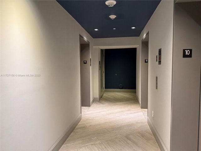 Apartment for sale  Unit #1004 - photo 5700243