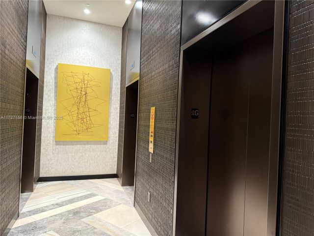 Apartment for sale  Unit #1004 - photo 5700245