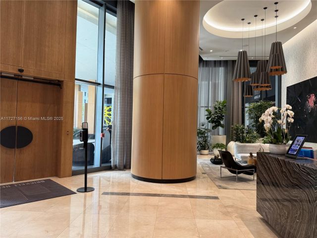 Apartment for sale  Unit #1004 - photo 5700247