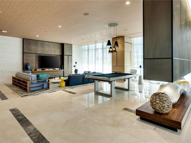 Apartment for sale  Unit #1004 - photo 5700253