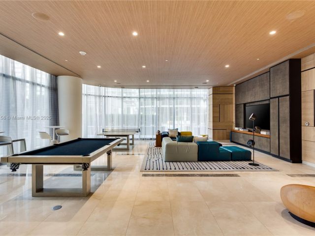 Apartment for sale  Unit #1004 - photo 5700257