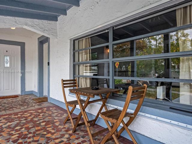 Home for rent at 1428 SW 11th Ter N/A - photo 5777990