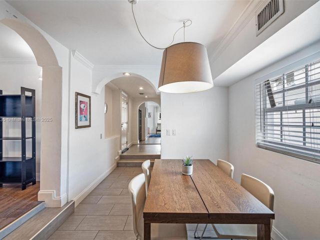 Home for rent at 1428 SW 11th Ter N/A - photo 5777992