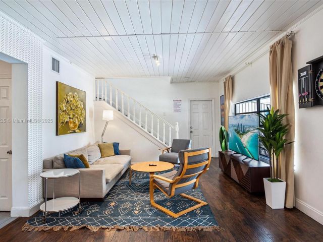 Home for rent at 1428 SW 11th Ter N/A - photo 5777999