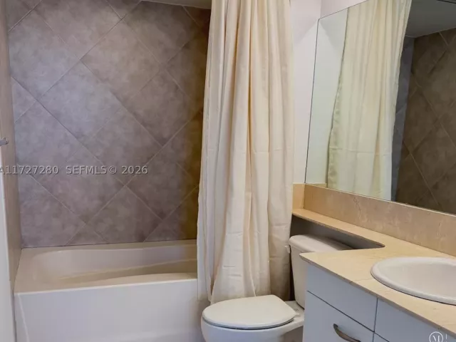 2-bedroom condo for rent in Hallandale Beach - 2080 S Ocean Dr 502 - MondialRealty