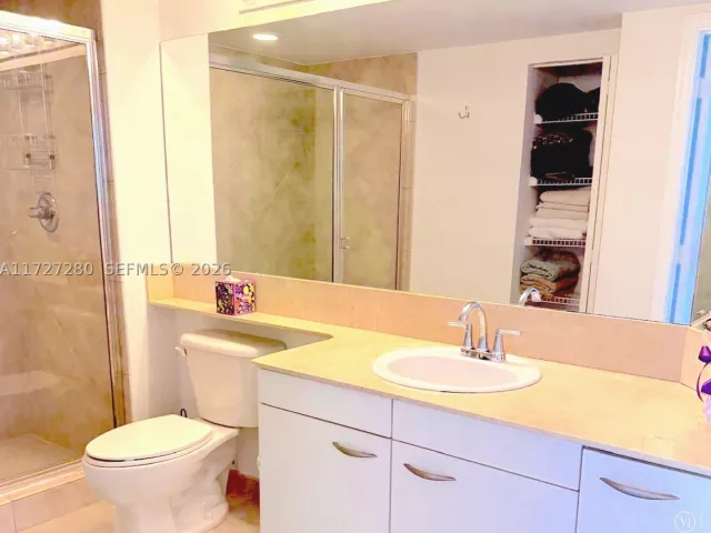 2-bedroom condo for rent in Hallandale Beach - 2080 S Ocean Dr 502 - MondialRealty