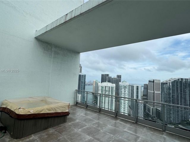 Apartment for sale  Unit #PH-17 - photo 5633538