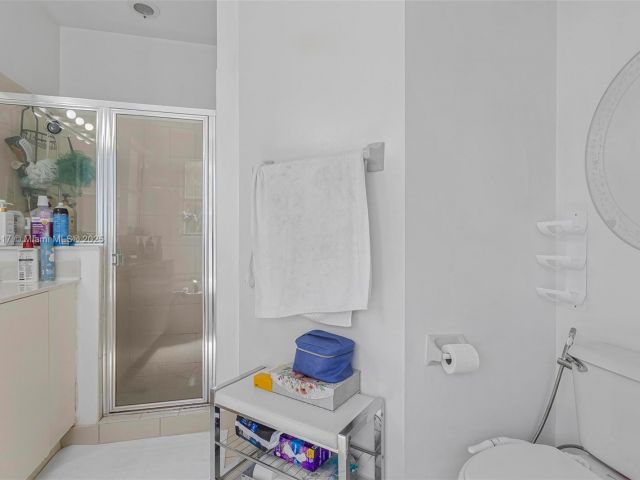 Home for sale at 3736 NE 9 CT - photo 5695239