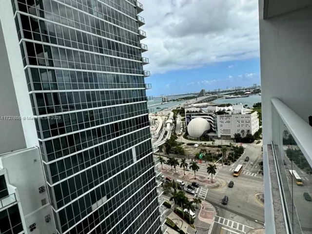 Apartment for sale  Unit #1505 - photo 5742837