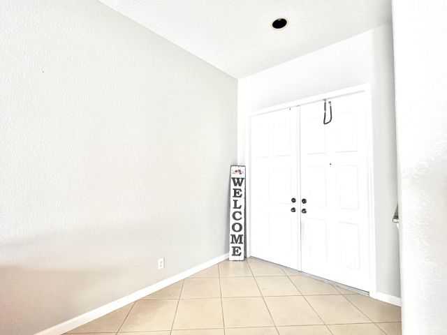 Home for sale at 5012 Victoria Circle - photo 5751232