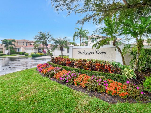 Home for rent at 8180 Sandpiper Way - photo 5749412