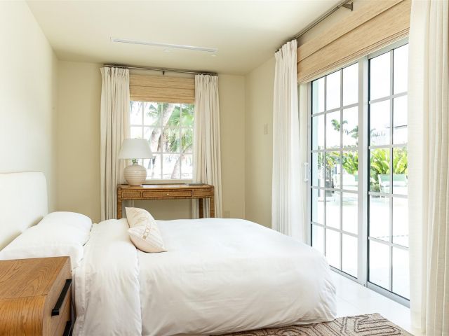 Home for sale at 3061 NE 42nd St - photo 5761444