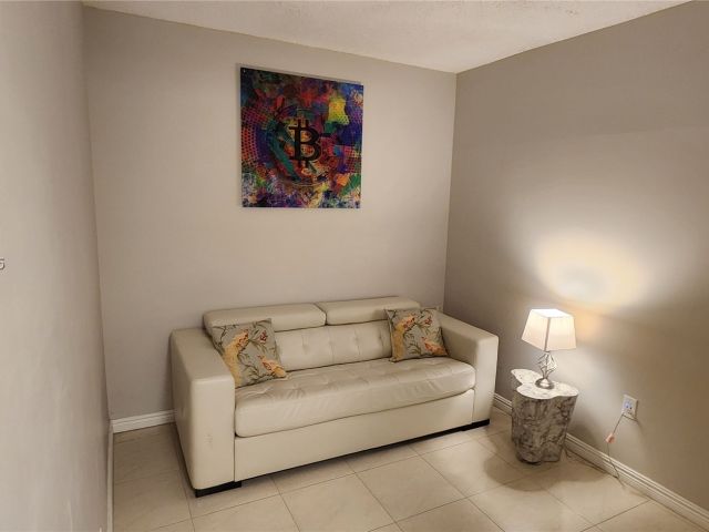 2-bedroom condo for rent in Sunny Isles Beach - 17555 E Atlantic Blvd 603 - MondialRealty