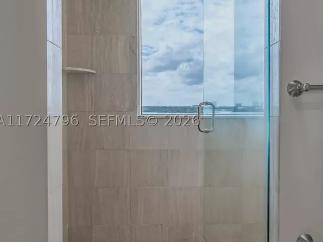 2-bedroom condo for rent in Bal Harbour - 10295 Collins Ave 701 - MondialRealty