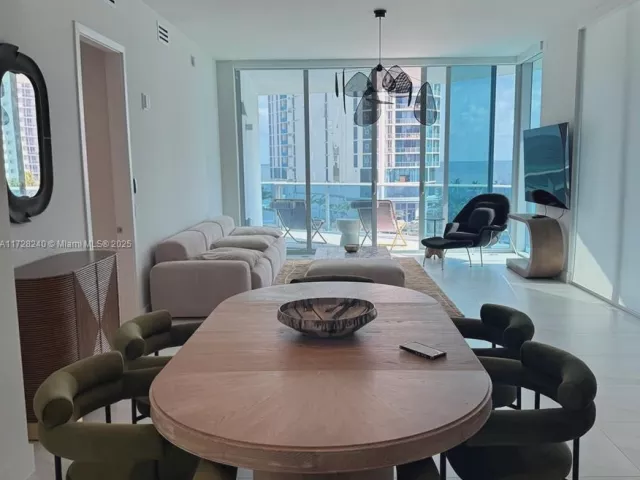 Apartment for rent  Unit #601 - photo 5602148