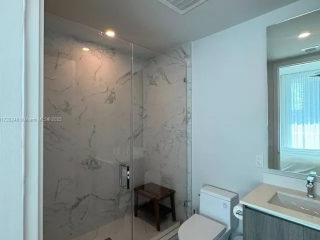 Apartment for rent  Unit #601 - photo 5602137