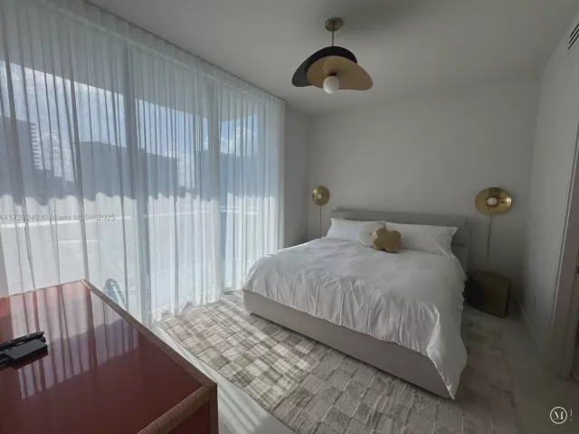 Apartment for rent  Unit #601 - photo 5602140