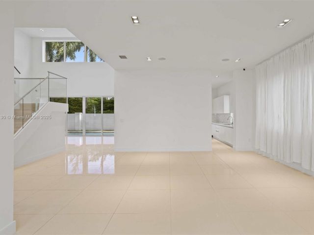 Home for sale at 10296 NW 74th Ter - photo 5586926