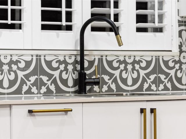 Home for rent at 2719 SE 11th St n/a - photo 5542876