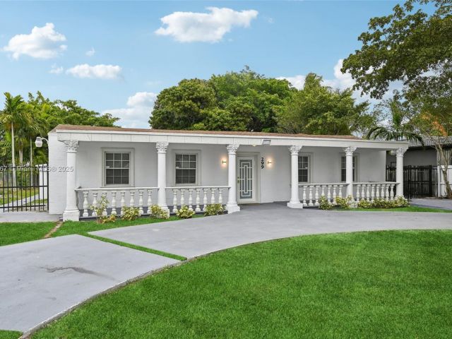 Home for sale at 299 S Biscayne River Dr - photo 5778168