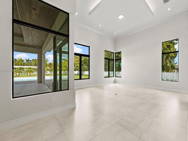 Home for sale at 12025 SW 46th St - photo 5603990