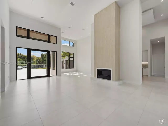 Home for sale at 12025 SW 46th St - photo 5603998