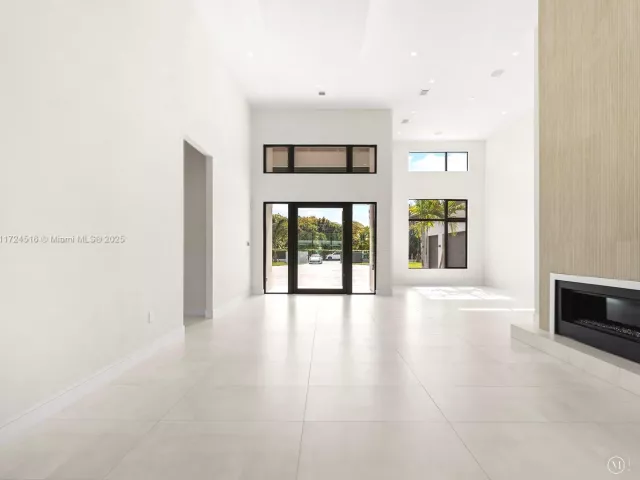 Home for sale at 12025 SW 46th St - photo 5604002