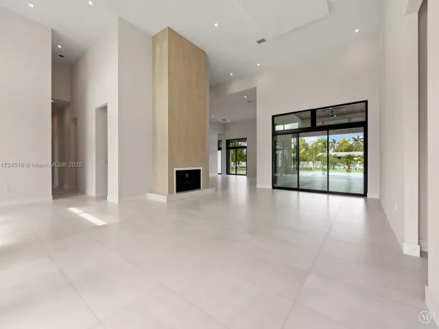 Home for sale at 12025 SW 46th St - photo 5604003