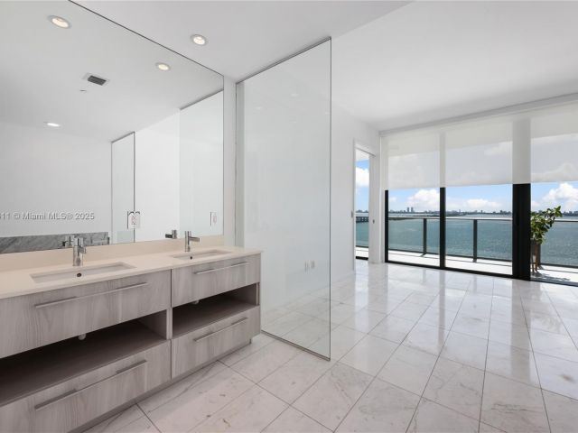 Apartment for sale  Unit #1504 - photo 6211499