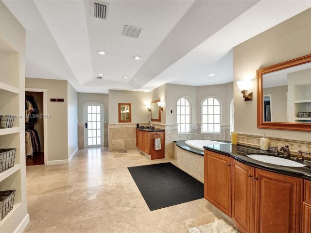 Home for rent at 22180 Woodset Ln 0 - photo 5591168