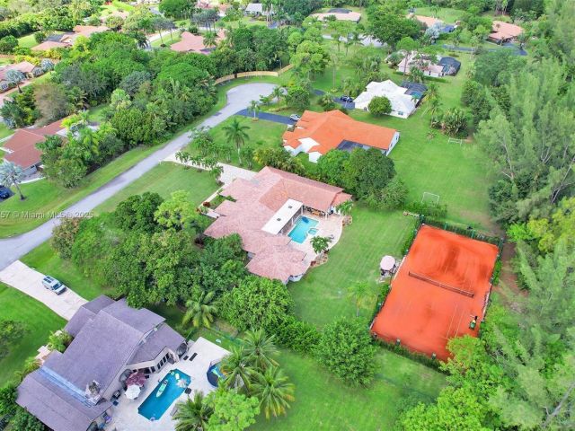 Home for rent at 22180 Woodset Ln 0 - photo 5591177