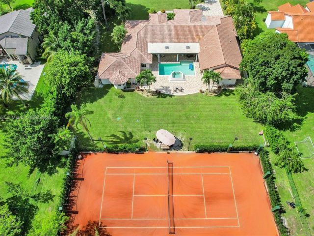 Home for rent at 22180 Woodset Ln 0 - photo 5591180