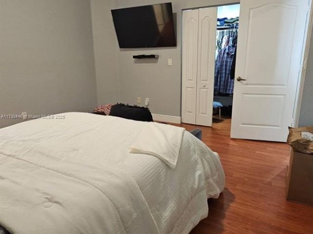 Home for sale at 4120 NE 22 ND CT - photo 5945253