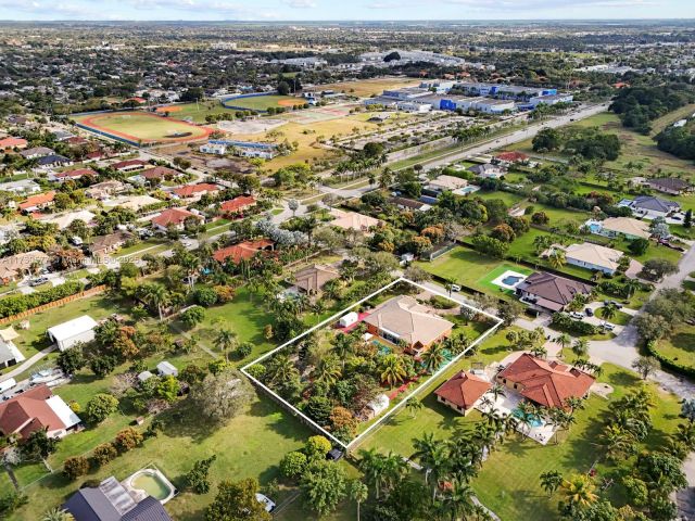 Home for sale at 16741 SW 282nd St - photo 5739285