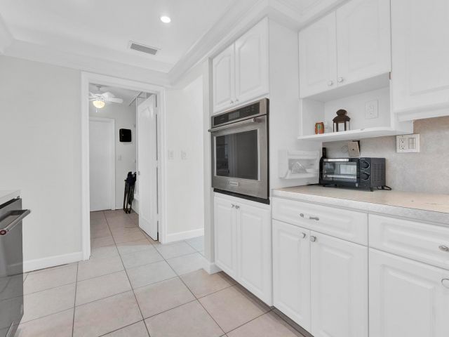 Home for sale at 5921 NE 15th Ave - photo 5762228