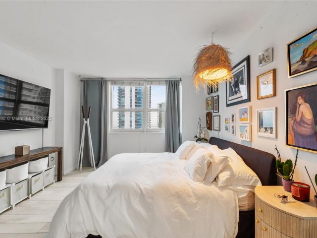 Apartment for rent  Unit #1903 - photo 5618773