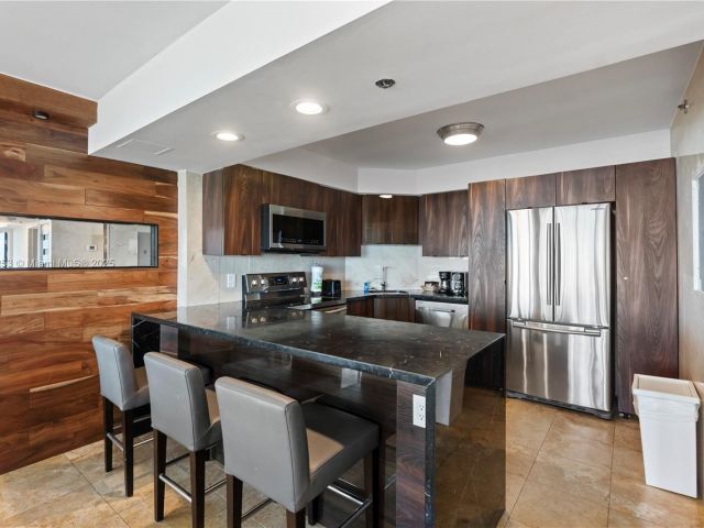 Apartment for sale  Unit #501 - photo 5537015