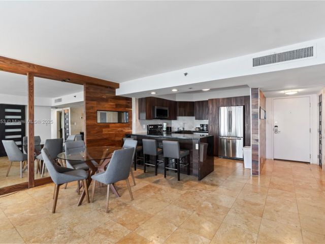 Apartment for sale  Unit #501 - photo 5537016