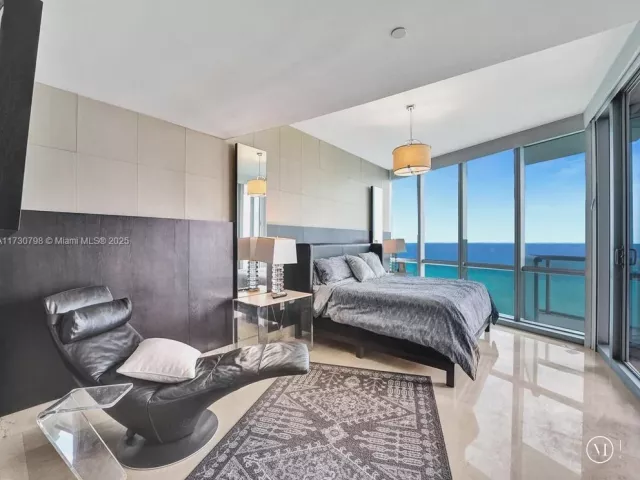 Apartment for sale  Unit #3905 - photo 5670999